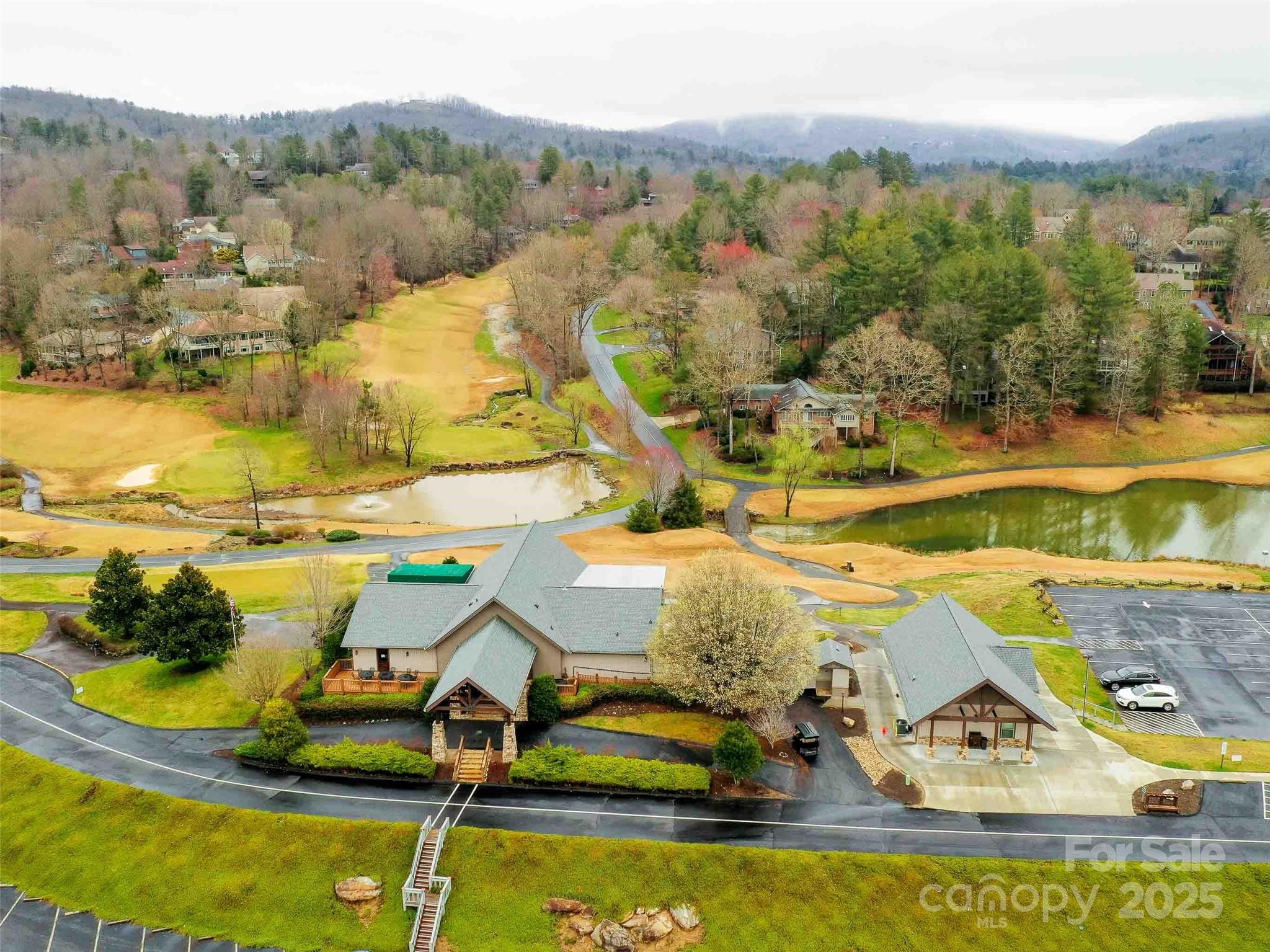 189 Cove Loop Road Hendersonville, NC 28739 - Photo 25 of 27 Gallery Image 25
