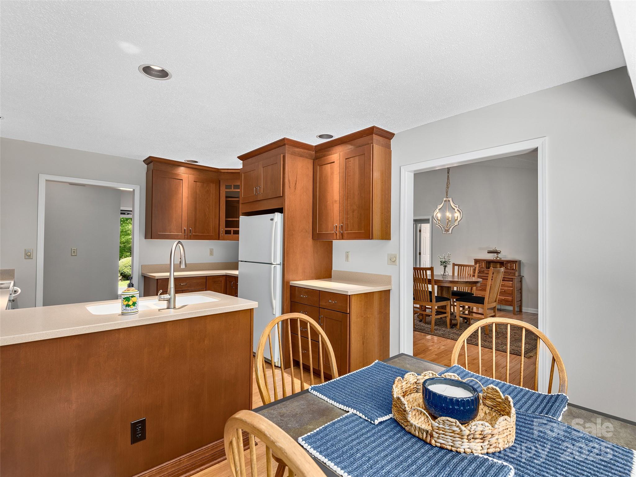 189 Cove Loop Road Hendersonville, NC 28739 - Photo 8 of 27 Gallery Image 8