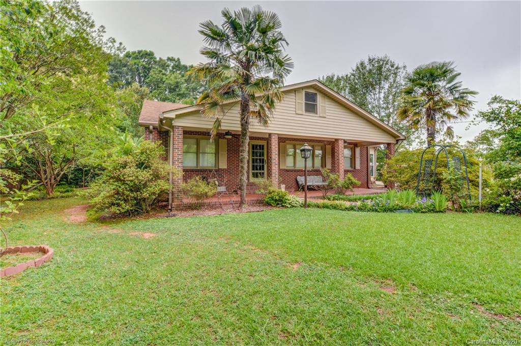 1827 Ebinport Road Rock Hill, SC 29732 - Photo 1 of 47 Gallery Image 1