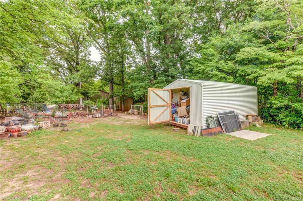 1827 Ebinport Road Rock Hill, SC 29732 - Photo 13 of 47 Gallery Image 13