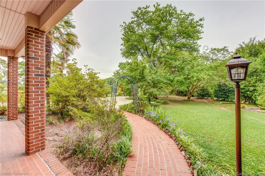 1827 Ebinport Road Rock Hill, SC 29732 - Photo 6 of 47 Gallery Image 6