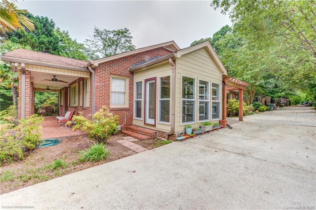1827 Ebinport Road Rock Hill, SC 29732 - Photo 7 of 47 Gallery Image 7