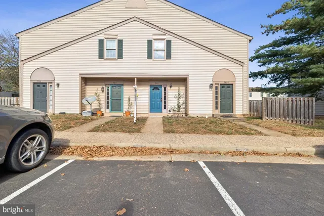 $373,000 | 7402 Rokeby Drive, Manassas, VA 20109
