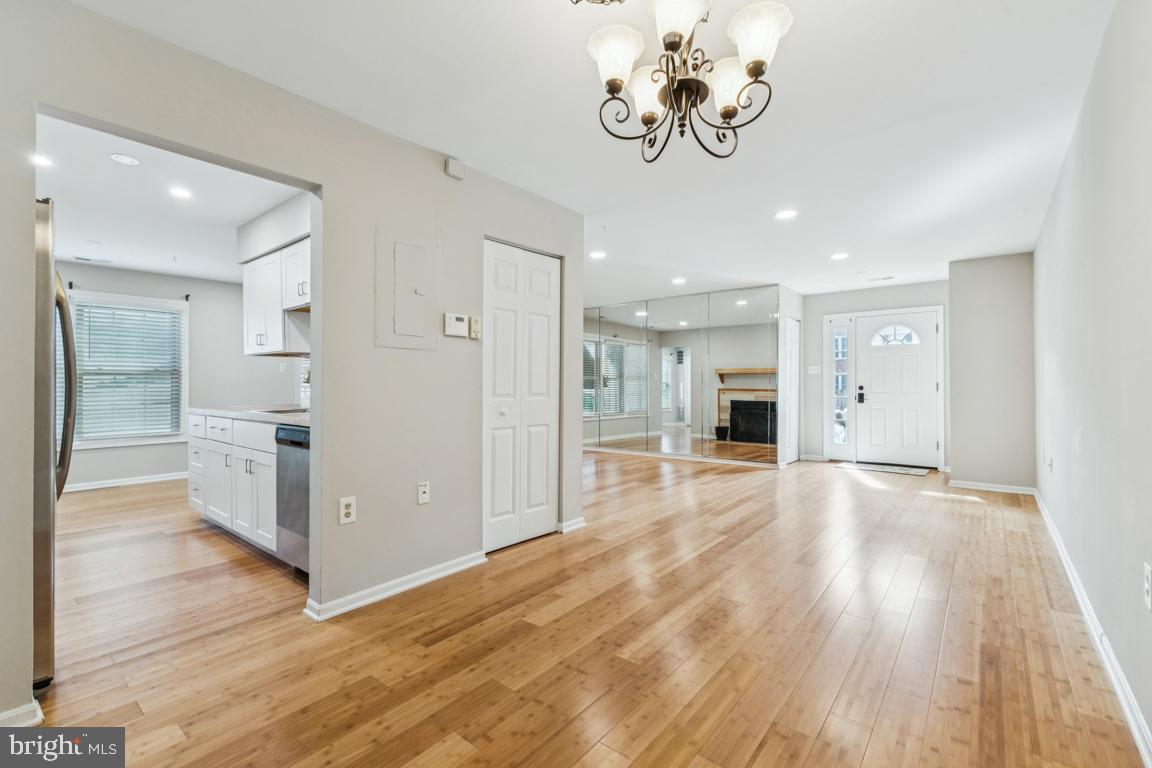 7402 Rokeby Drive Manassas, VA 20109 - Photo 11 of 25 Dining/Living room combo