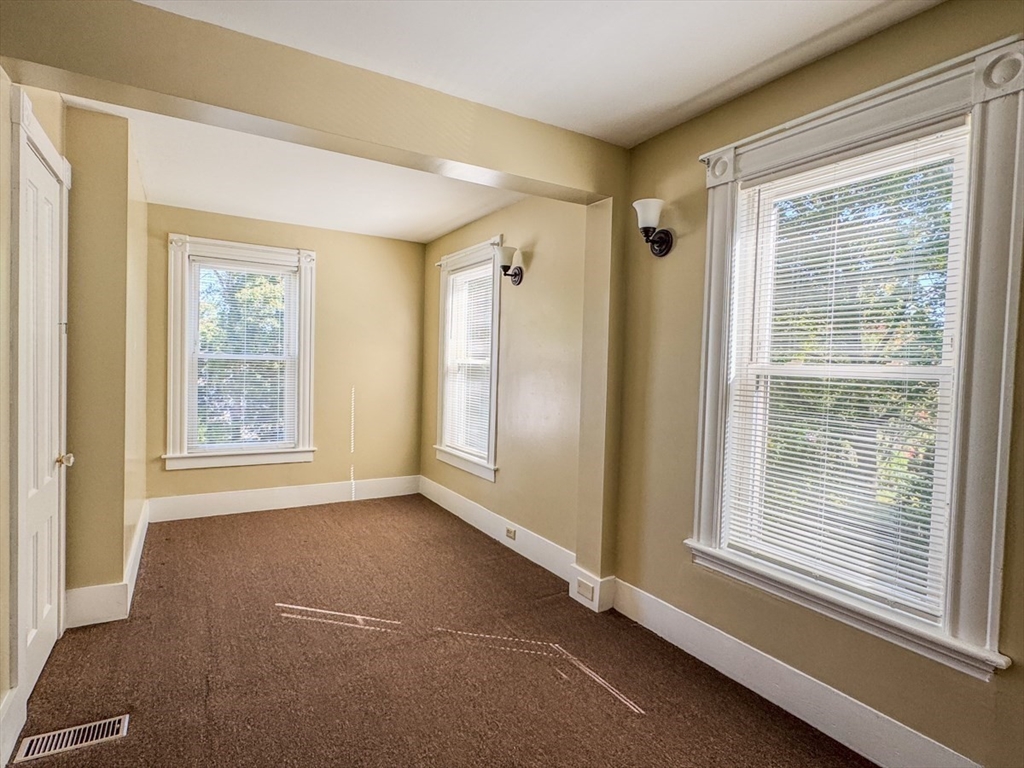 29 Unity Street Turners Falls, MA 01376 - Photo 17 of 41 Gallery Image 17