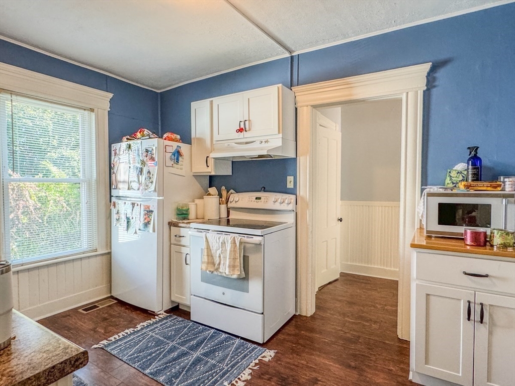29 Unity Street Turners Falls, MA 01376 - Photo 19 of 41 Gallery Image 19