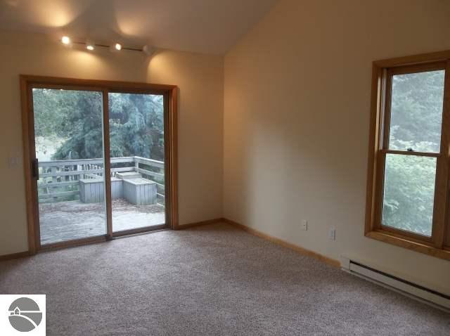 1361 North West Silver Lake Road Traverse City, MI 49685 - Photo 13 of 25 1737873-12.JPG