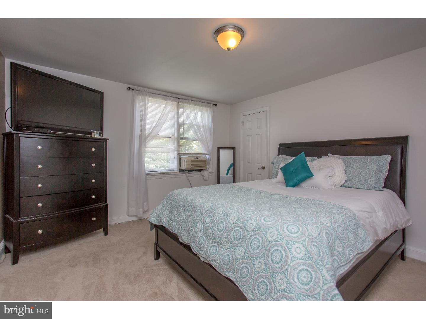 7340 Drexel Road Philadelphia, PA 19151 - Photo 11 of 20 Bedroom - Main