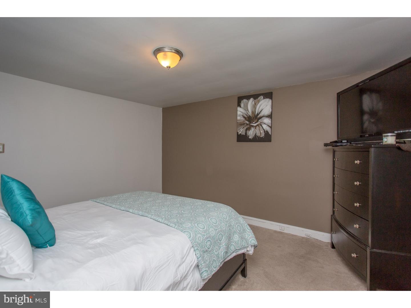 7340 Drexel Road Philadelphia, PA 19151 - Photo 12 of 20 Bedroom - Main