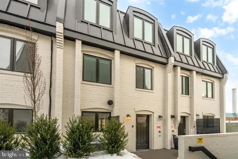 $1,975,000 | 1202 Potomac Street Northwest, Unit T6, Washington, DC 20007