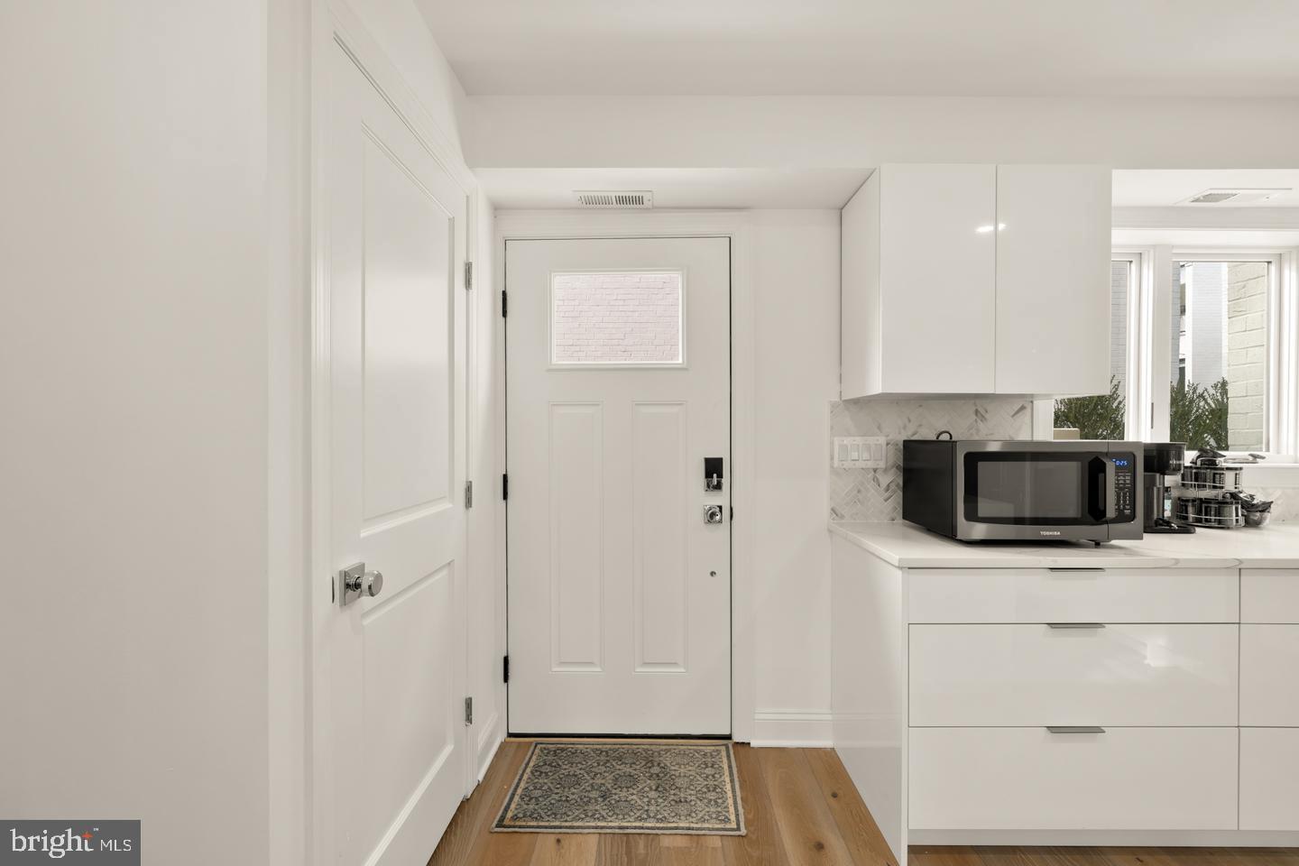 1202 Potomac Street Northwest, Unit T6 Washington, DC 20007 - Photo 4 of 21