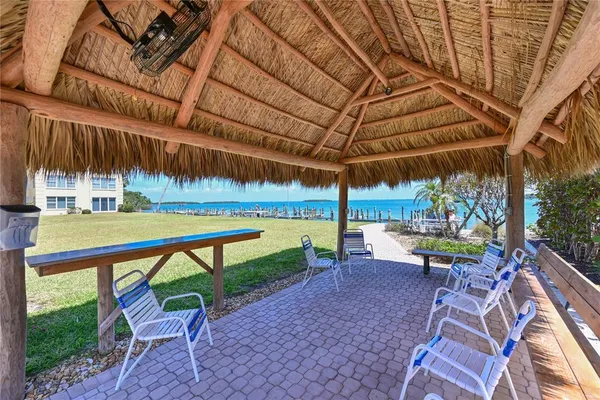 $2,500 | 3806 Gulf Of Mexico Drive, Unit C211, Longboat Key, FL 34228
