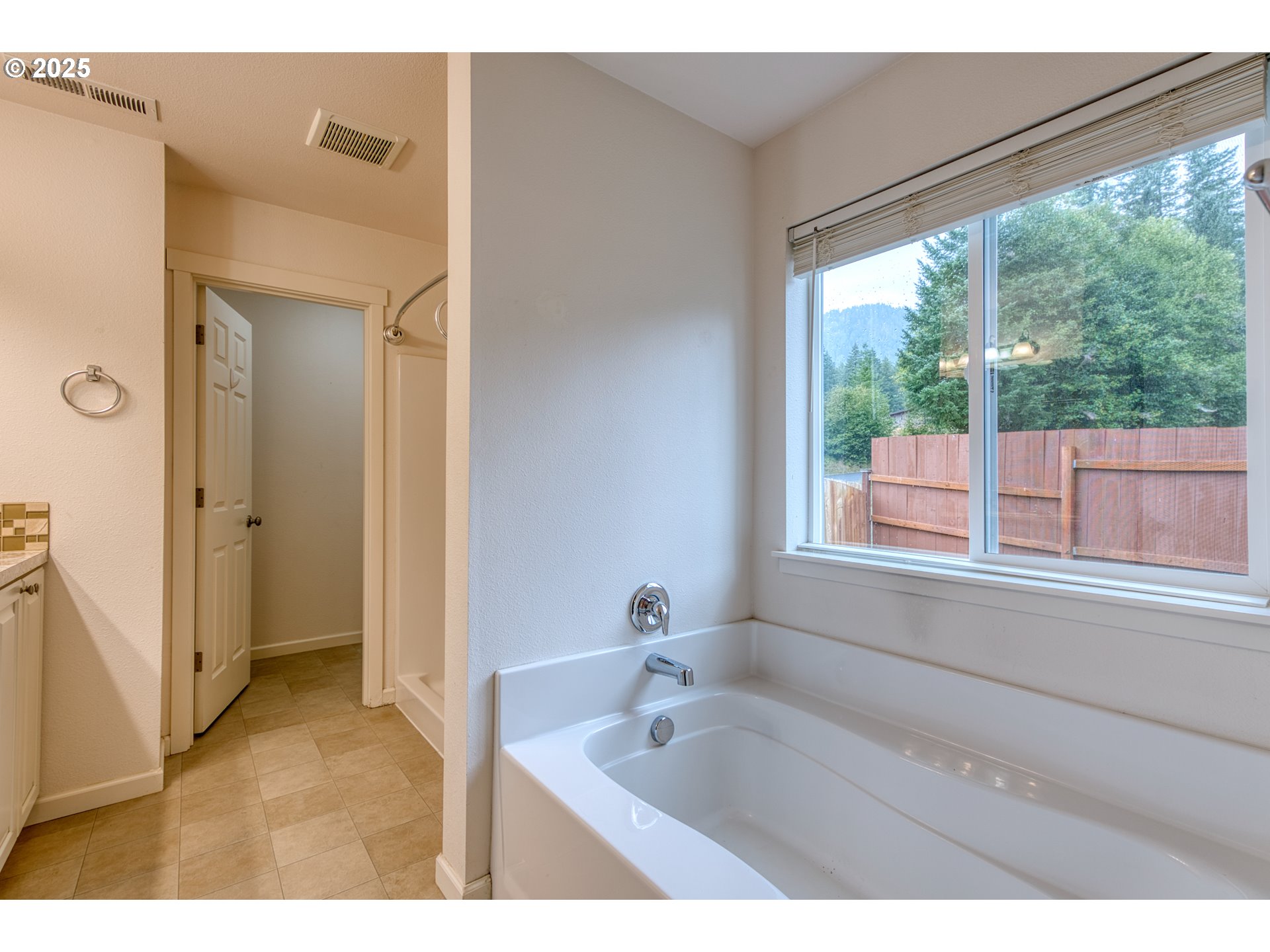 202 Edgewater Drive Carson, WA 98610 - Photo 23 of 48