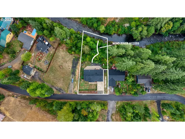 $640,000 | 202 Edgewater Drive, Carson, WA 98610