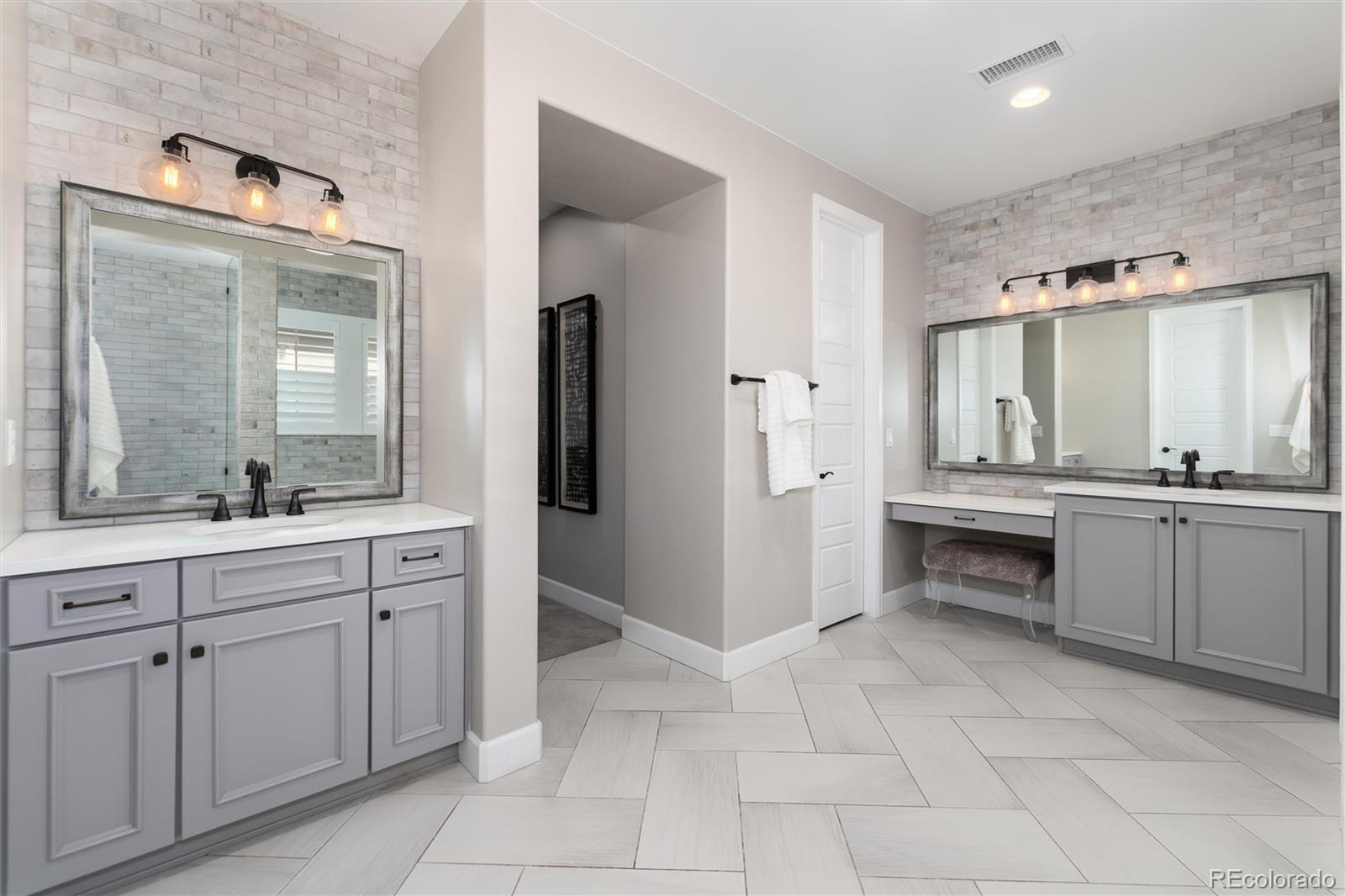 10849 Greycliffe Drive Highlands Ranch, CO 80126 - Photo 27 of 50