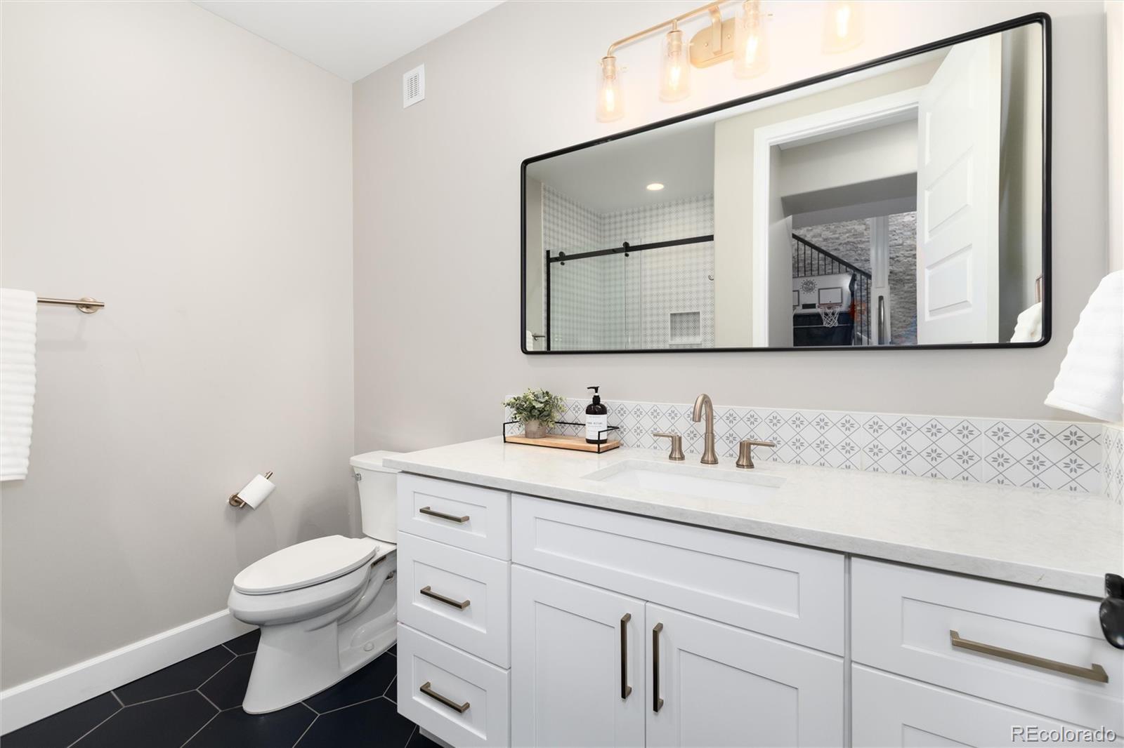 10849 Greycliffe Drive Highlands Ranch, CO 80126 - Photo 36 of 50