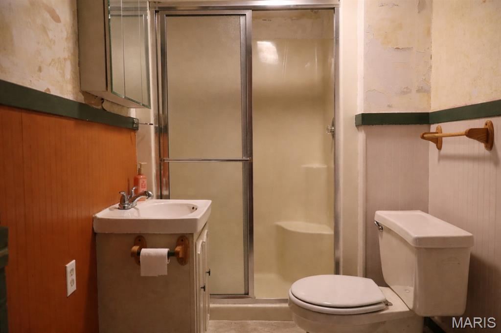 122 East Beach Street Litchfield, IL 62056 - Photo 10 of 11