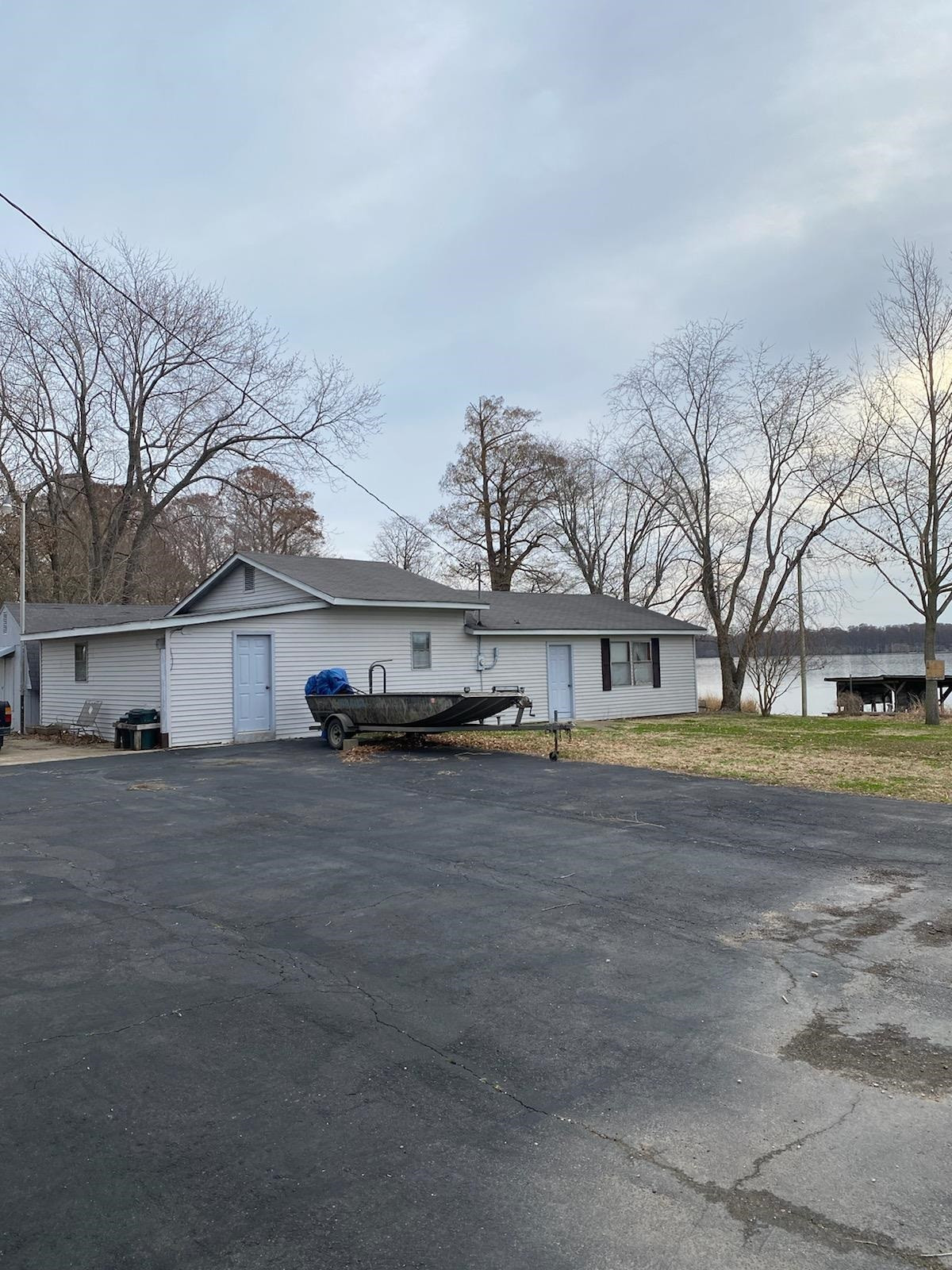 5 Blue Basin Road Tiptonville, TN 38079 - Photo 2 of 14 2 cabins under one roof.