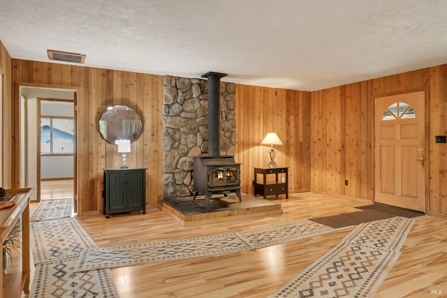 3100 Mill Creek Road Healdsburg, CA 95448 - Photo 29 of 41 a view of a livingroom with furniture and cabinet