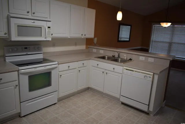 $1,895 | 201 Vesta Drive, Myrtle Beach, SC 29579