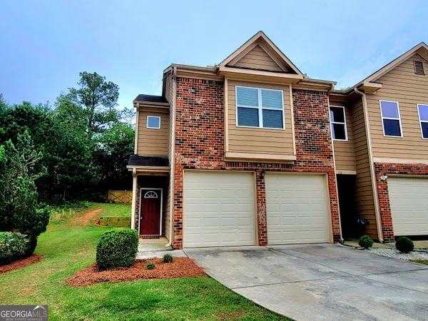 $303,900 | 180 Oakland Hills Way, Lawrenceville, GA 30044