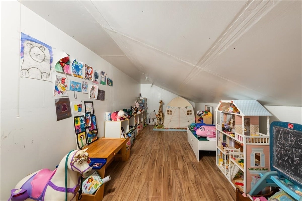 12 Birchwood Road Billerica, MA 01821 - Photo 17 of 40 Gallery Image 17