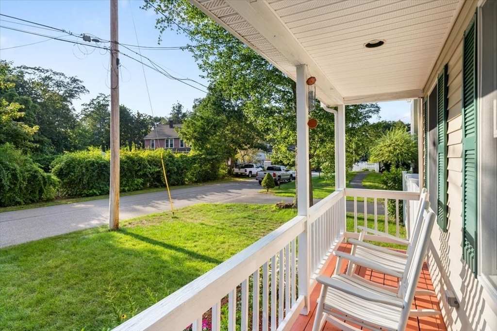 12 Birchwood Road Billerica, MA 01821 - Photo 2 of 40 Gallery Image 2