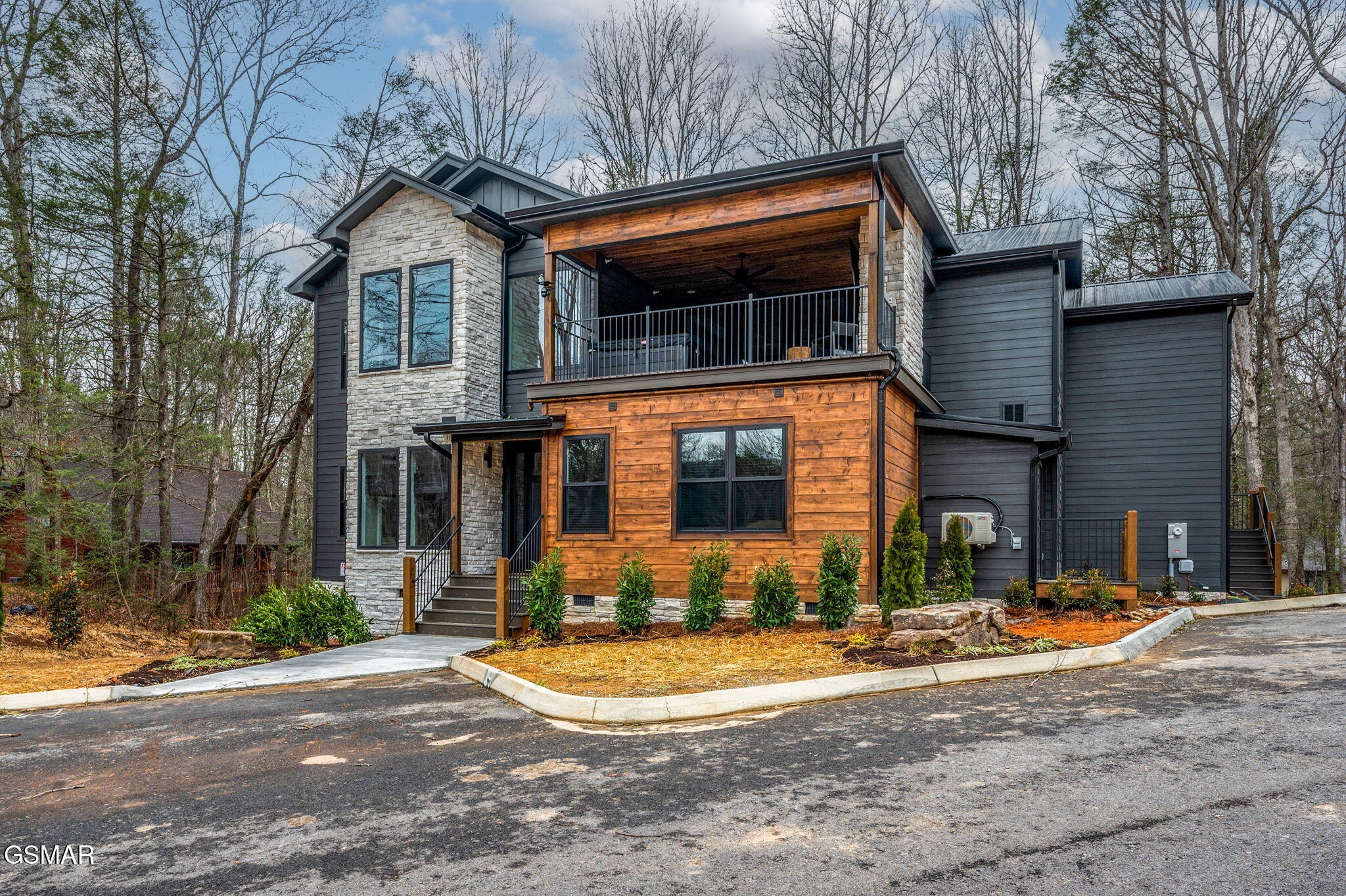 130 Mills Park Road, Unit 15 Sevierville, TN 37876 - Photo 4 of 91