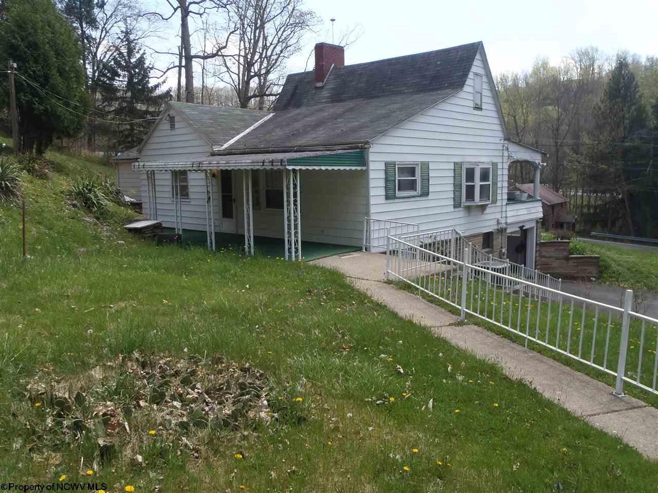 3364 Smithtown Road Morgantown, WV 26508 - Photo 3 of 7 Gallery Image 3
