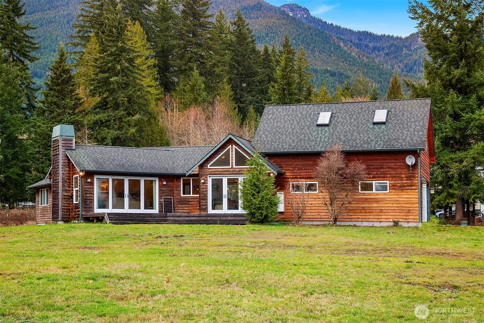 37731 Swede Heaven Road Arlington, WA 98223 - Photo 4 of 40