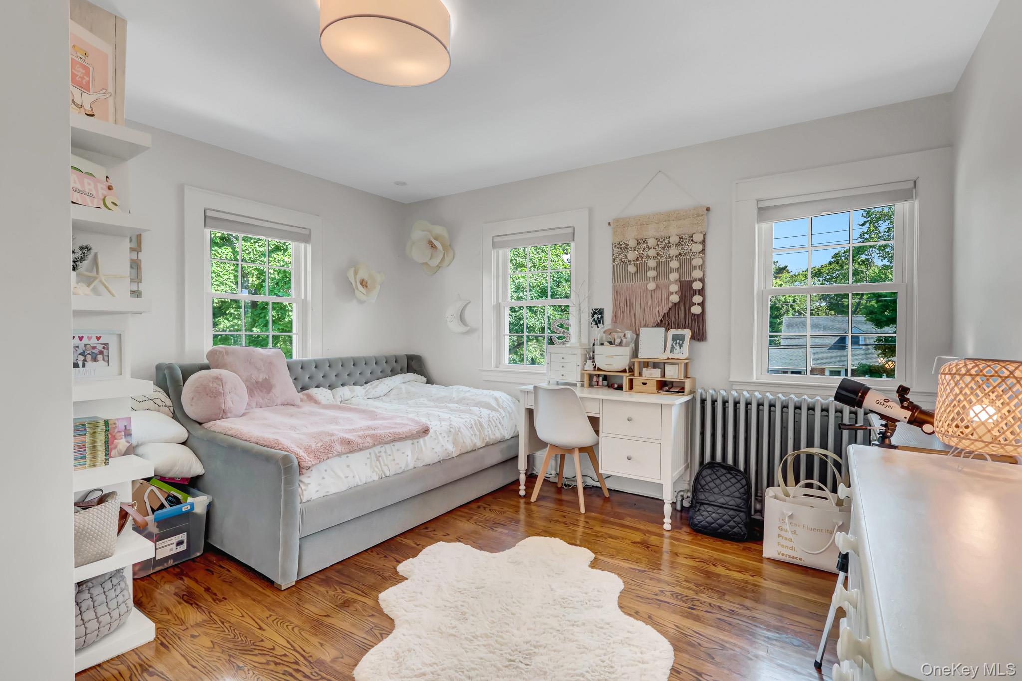147 Locust Avenue Babylon, NY 11702 - Photo 17 of 31