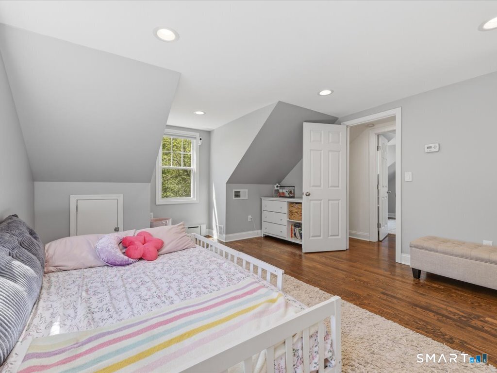 131 Oronoque Road Milford, CT 06461 - Photo 36 of 40
