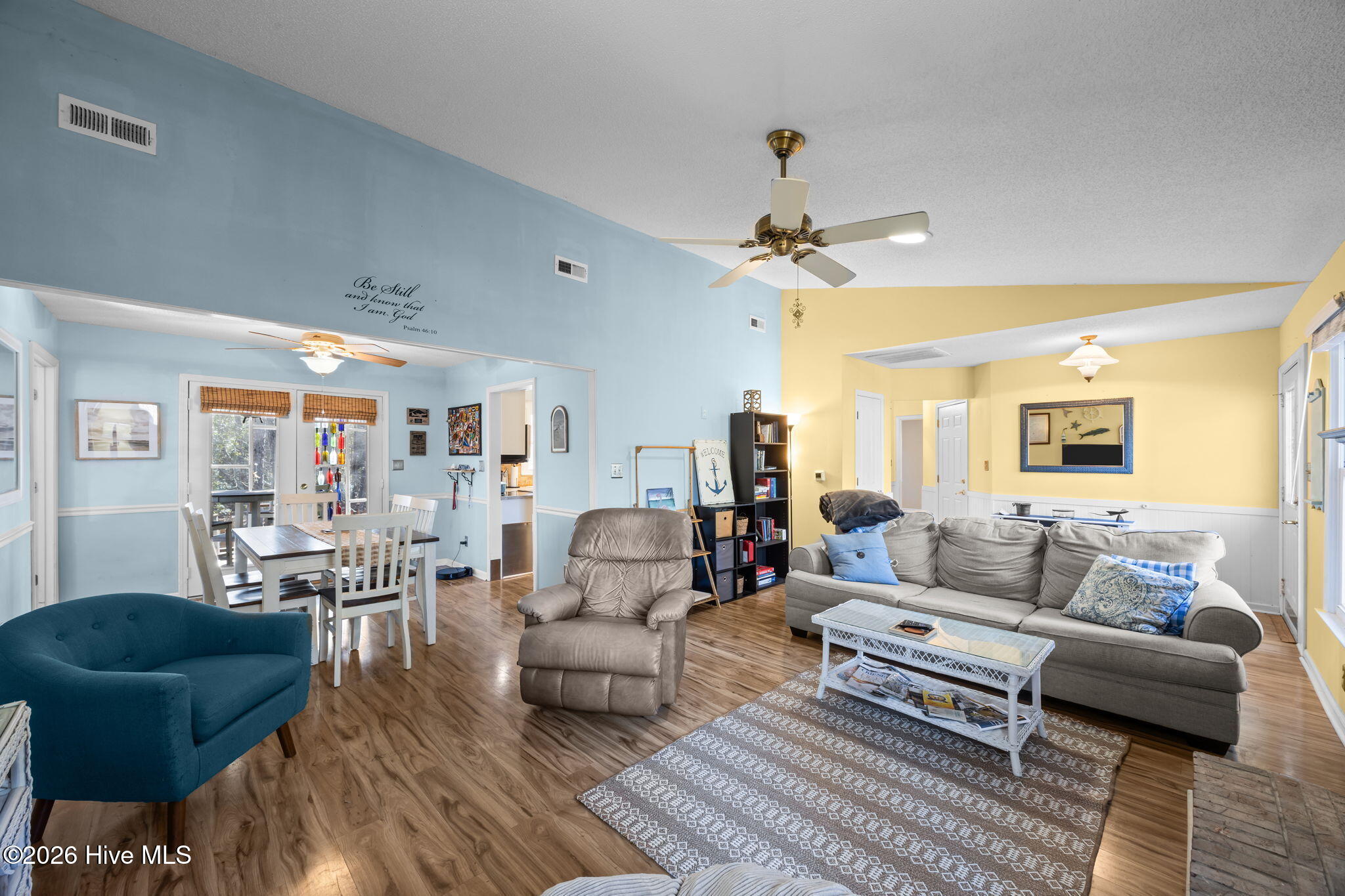 802 Black Swan Road New Bern, NC 28560 - Photo 8 of 57 10-web-or-mls-0C0A0915