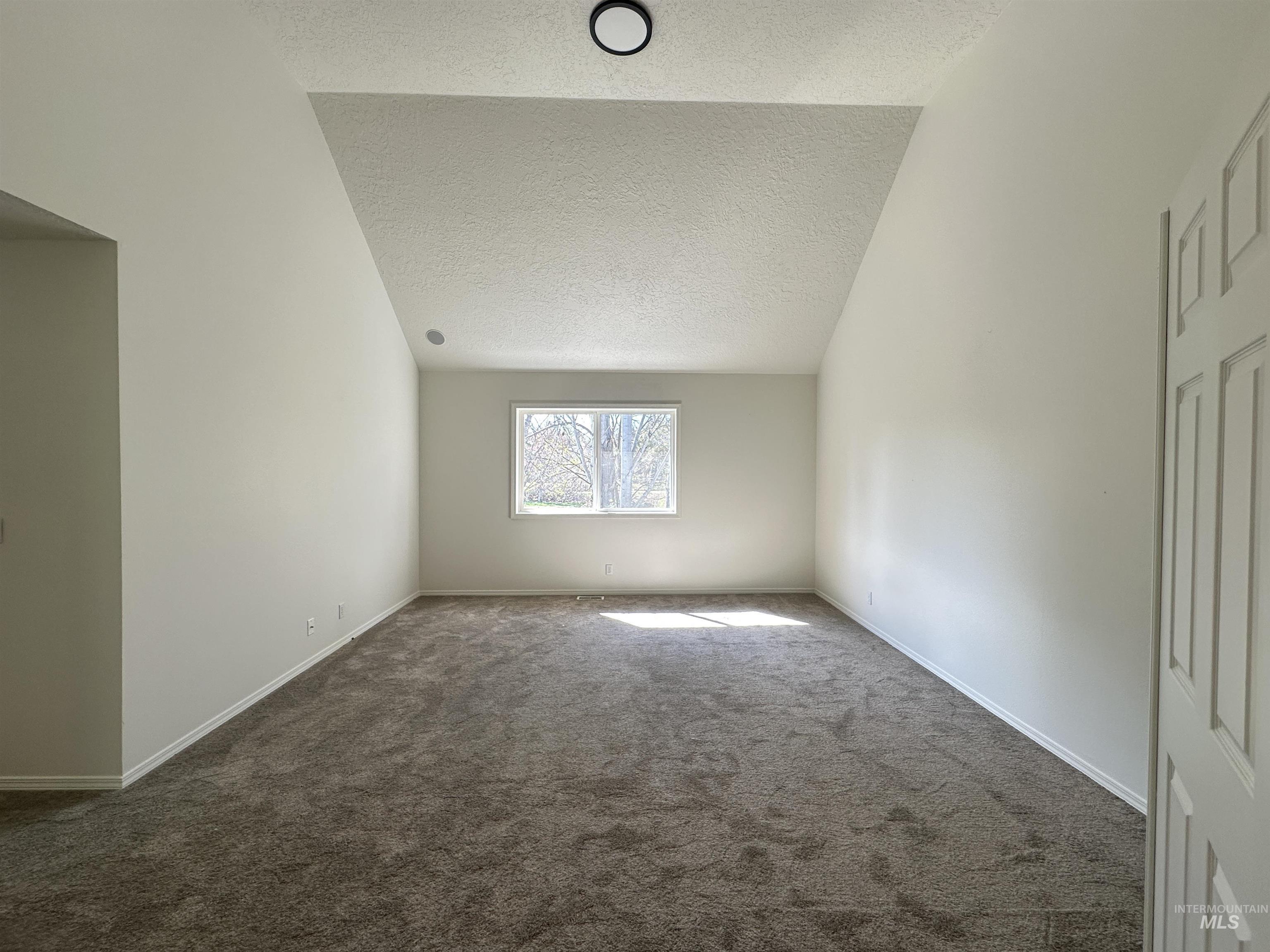 3201 East Rivernest Lane Boise, ID 83706 - Photo 15 of 34