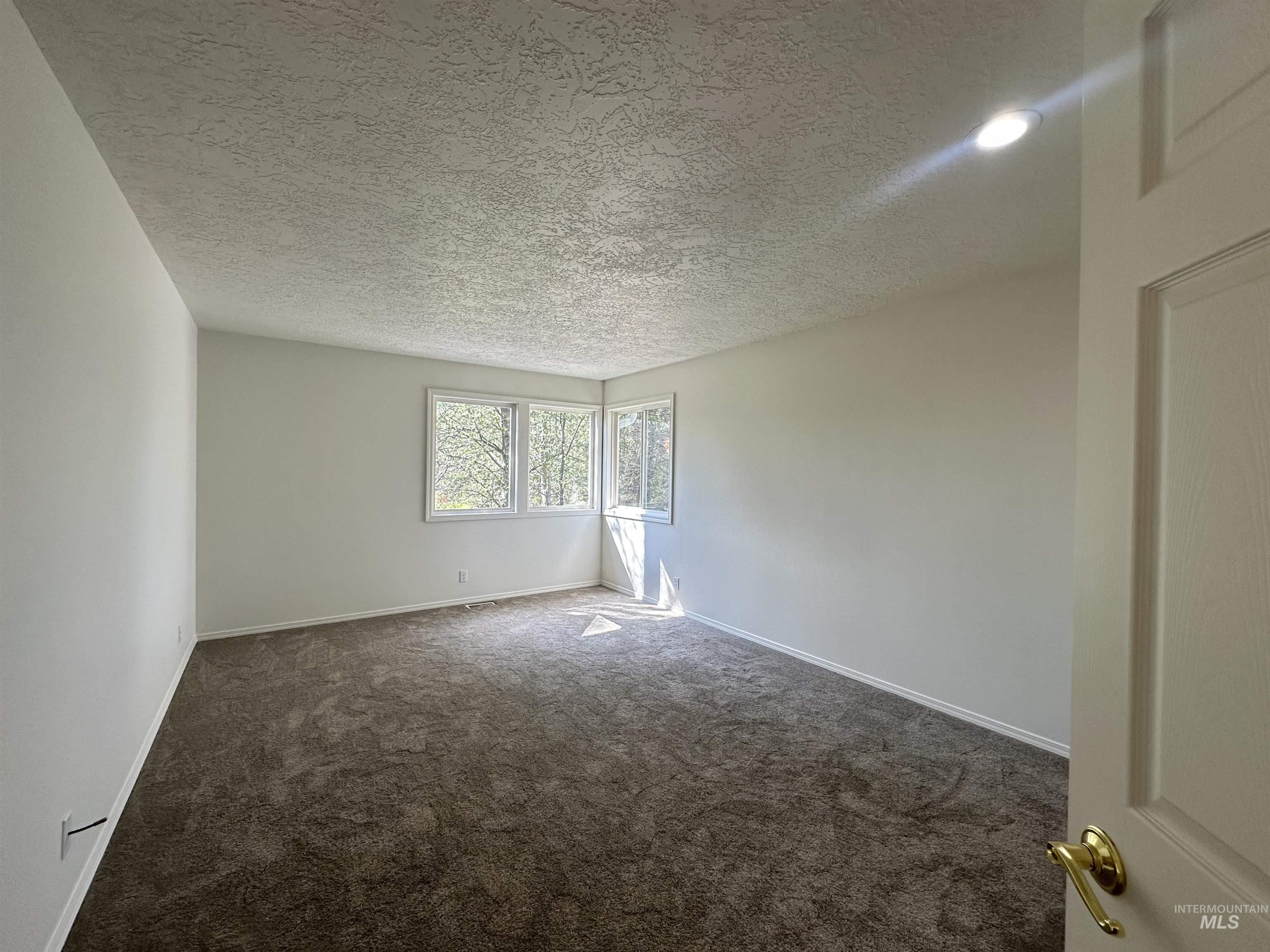 3201 East Rivernest Lane Boise, ID 83706 - Photo 21 of 34