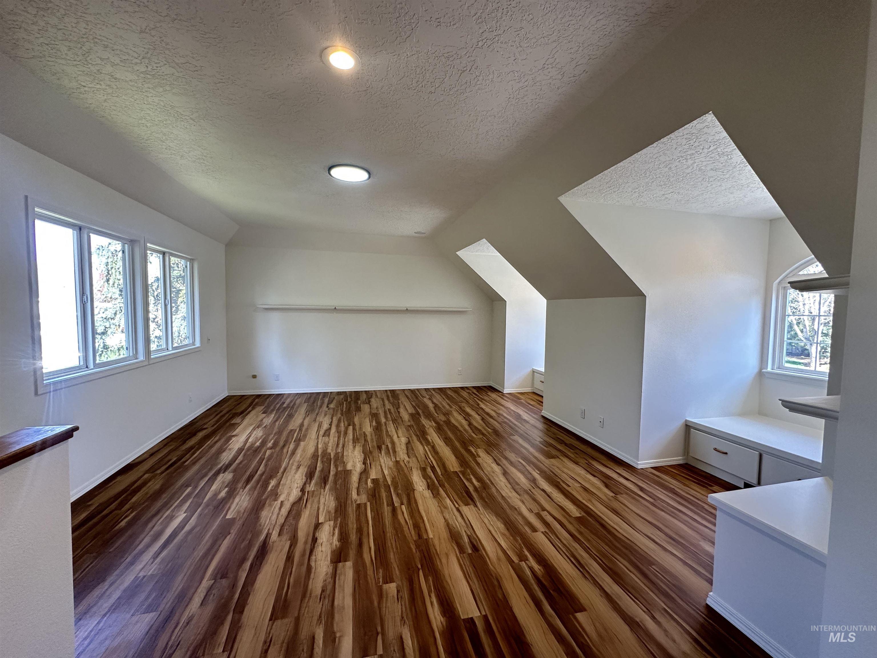 3201 East Rivernest Lane Boise, ID 83706 - Photo 26 of 34