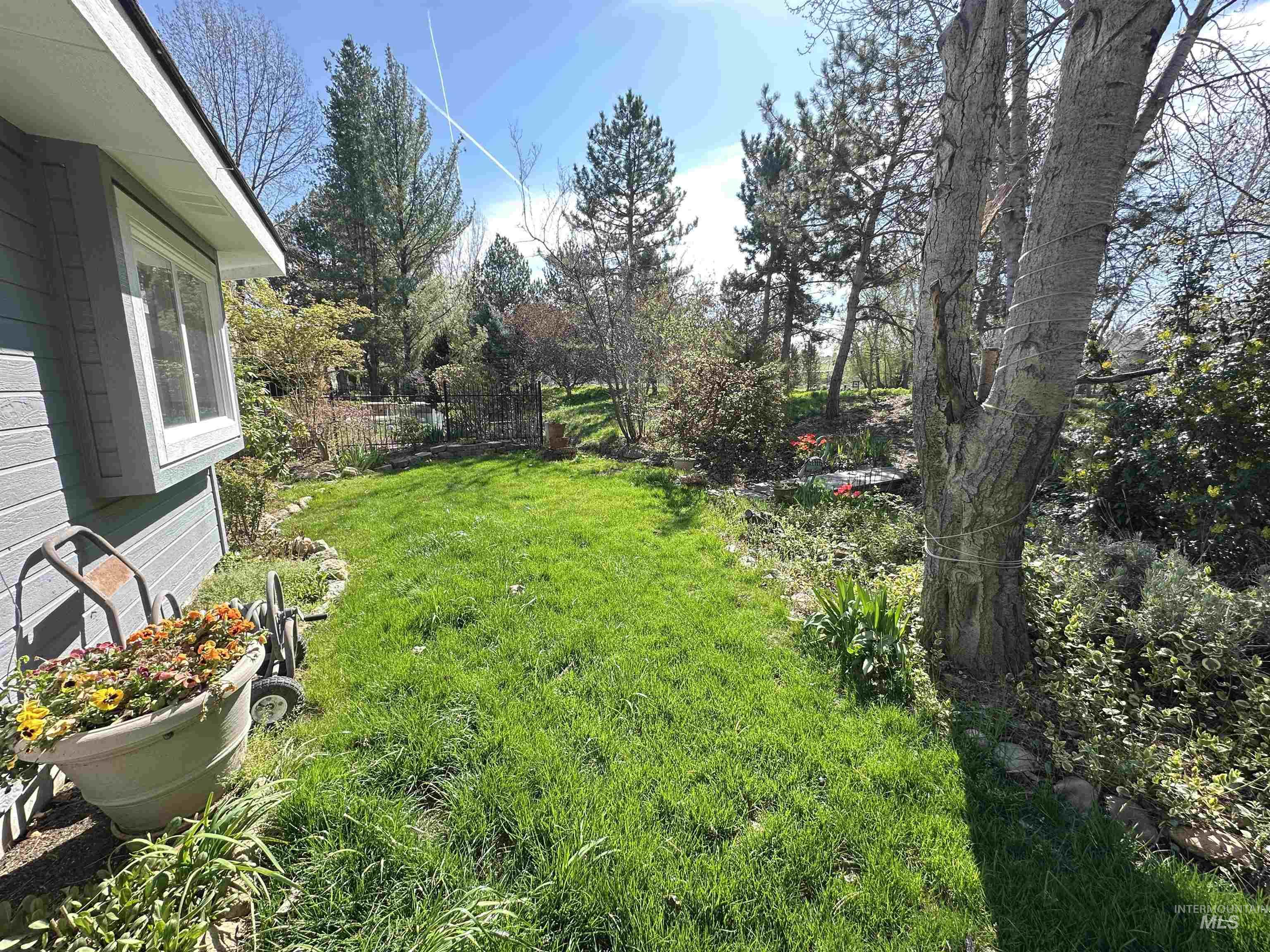 3201 East Rivernest Lane Boise, ID 83706 - Photo 30 of 34