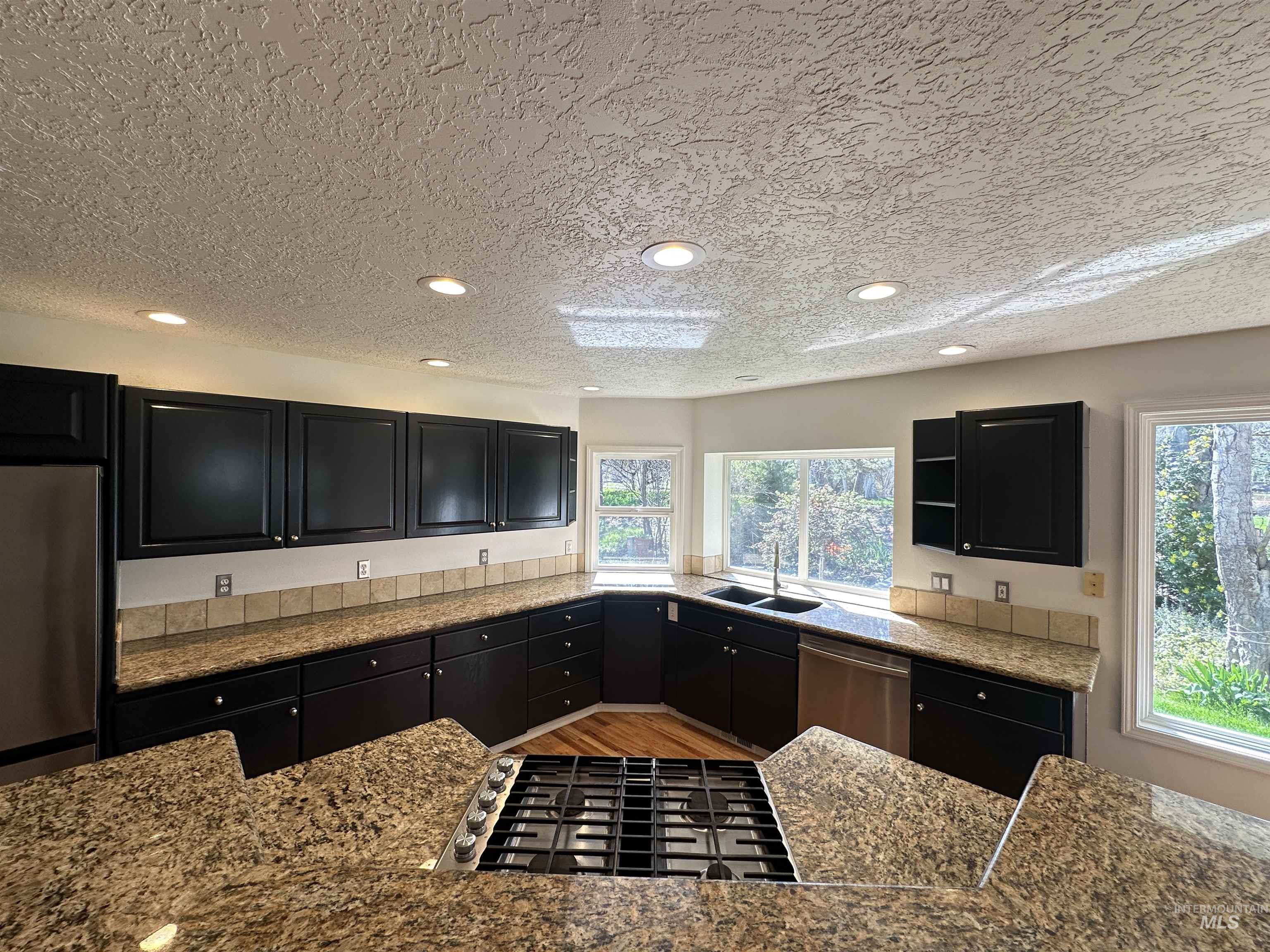 3201 East Rivernest Lane Boise, ID 83706 - Photo 8 of 34