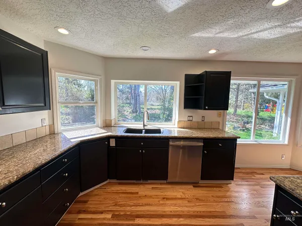 $4,500 | 3201 East Rivernest Lane, Boise, ID 83706