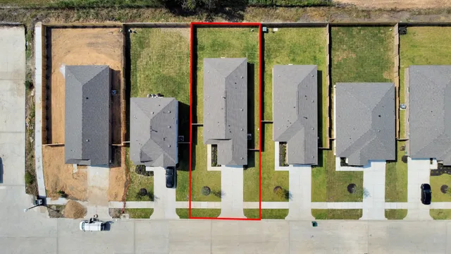 $2,250 | 7730 Lavender Jade Drive, Rosharon, TX 77583