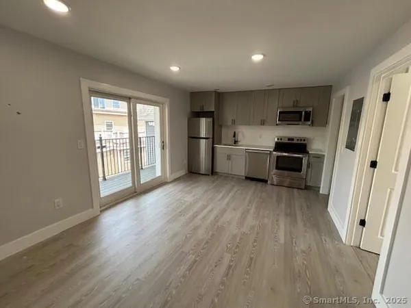 $2,100 | 107 South Main Street, Unit 7, Norwalk, CT 06854