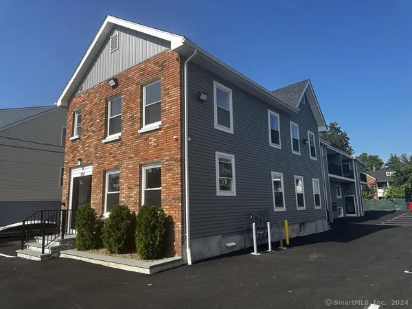 $2,100 | 107 South Main Street, Unit 7, Norwalk, CT 06854
