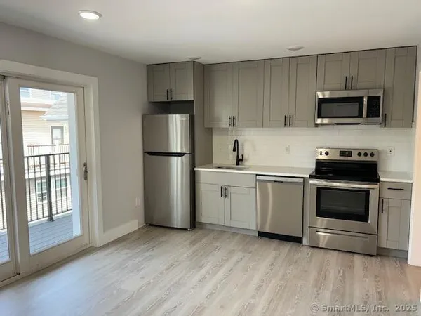$2,100 | 107 South Main Street, Unit 7, Norwalk, CT 06854