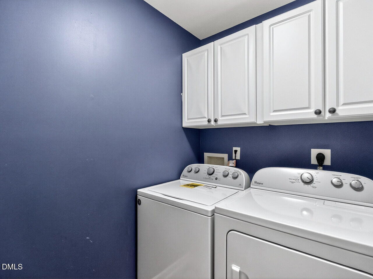 8215 Yaxley Hall Drive Raleigh, NC 27616 - Photo 28 of 42 a utility room with dryer and washer