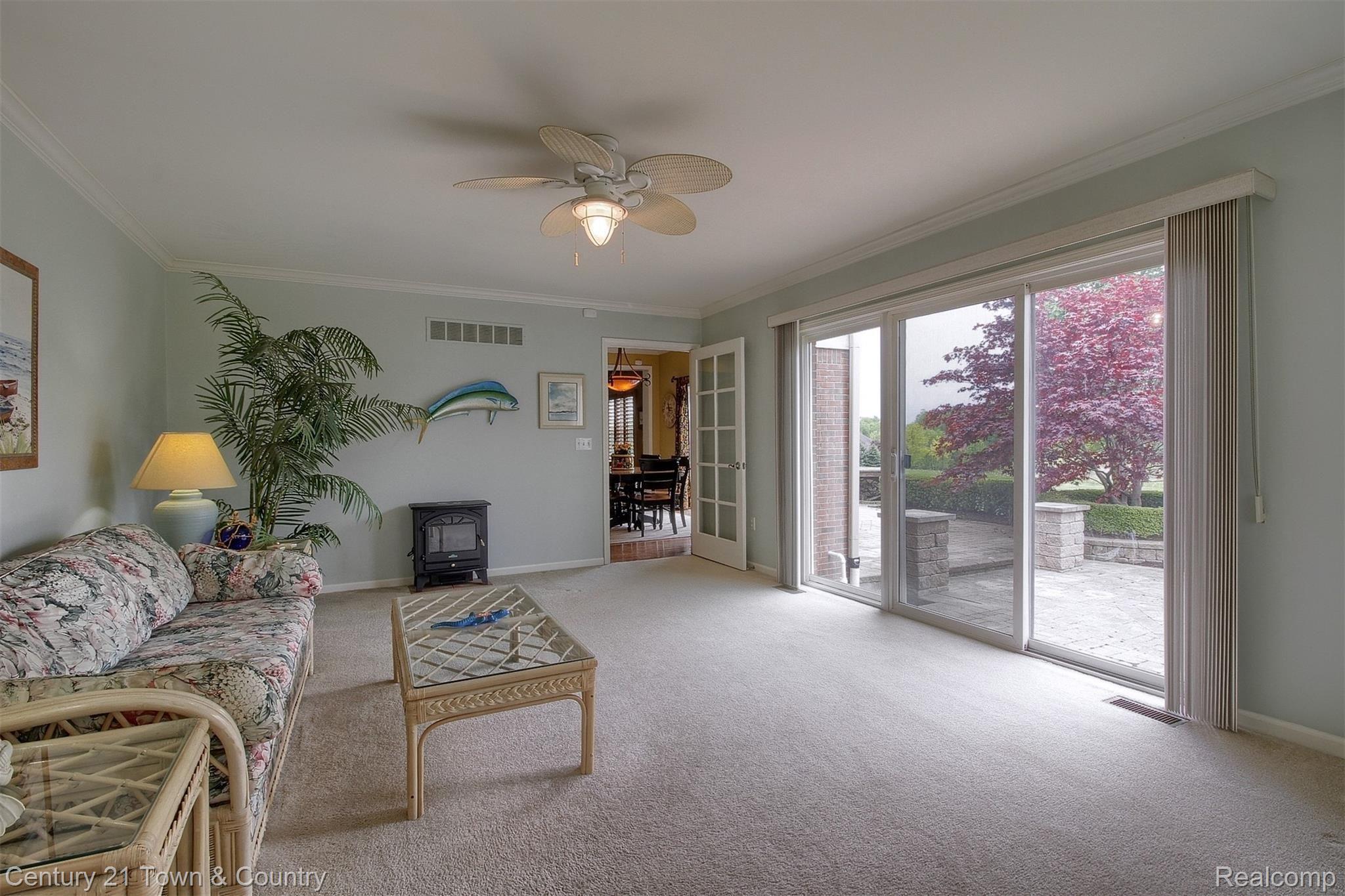 4210 Derry Court Rochester, MI 48306 - Photo 27 of 65 27-Sunroom 2nd View.jpg