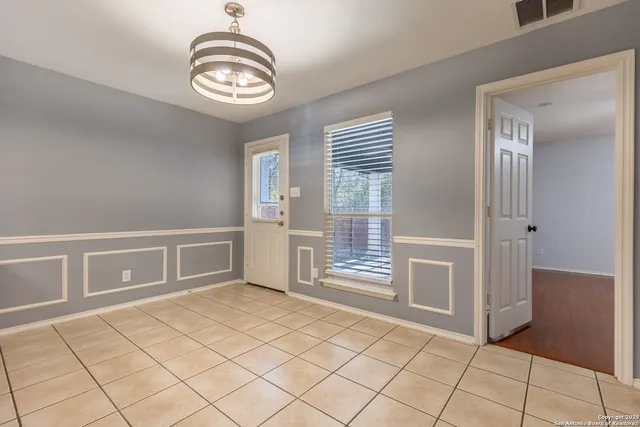 $1,800 | 4011 Arbor Heights, San Antonio, TX 78251