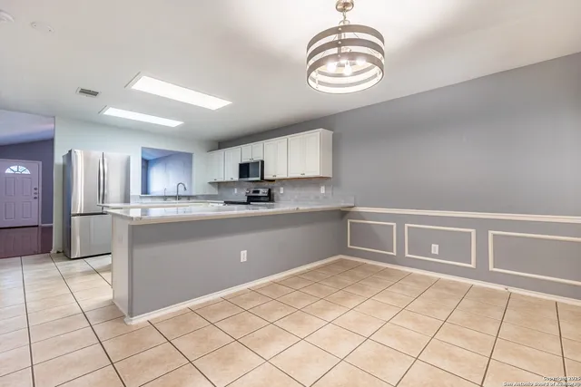 $1,800 | 4011 Arbor Heights, San Antonio, TX 78251