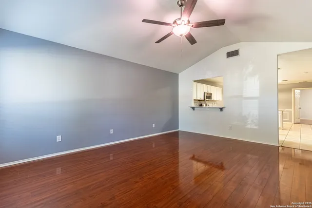 $1,800 | 4011 Arbor Heights, San Antonio, TX 78251