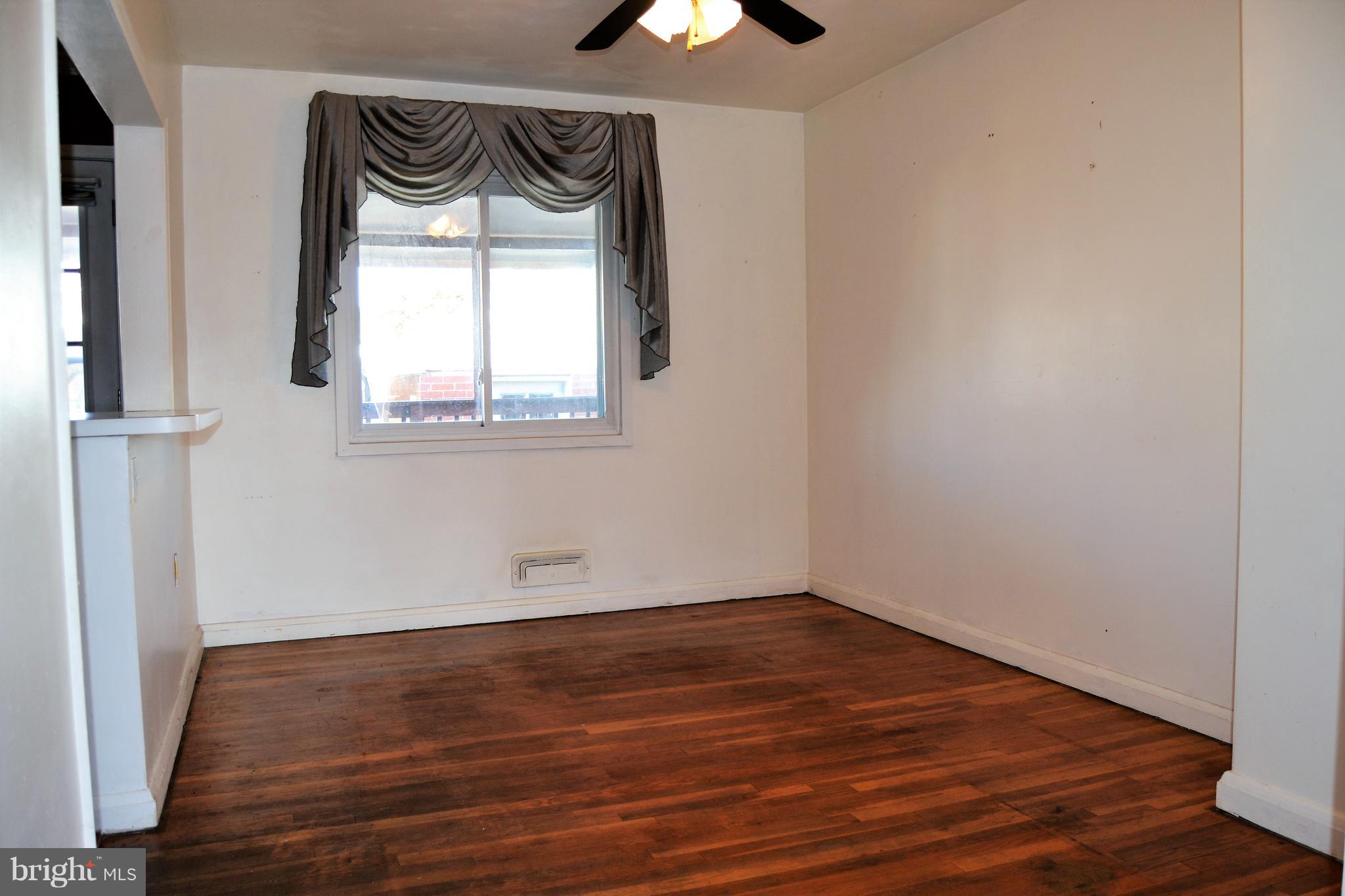 2012 Holborn Road Baltimore, MD 21222 - Photo 19 of 35 Dining room with hardwood