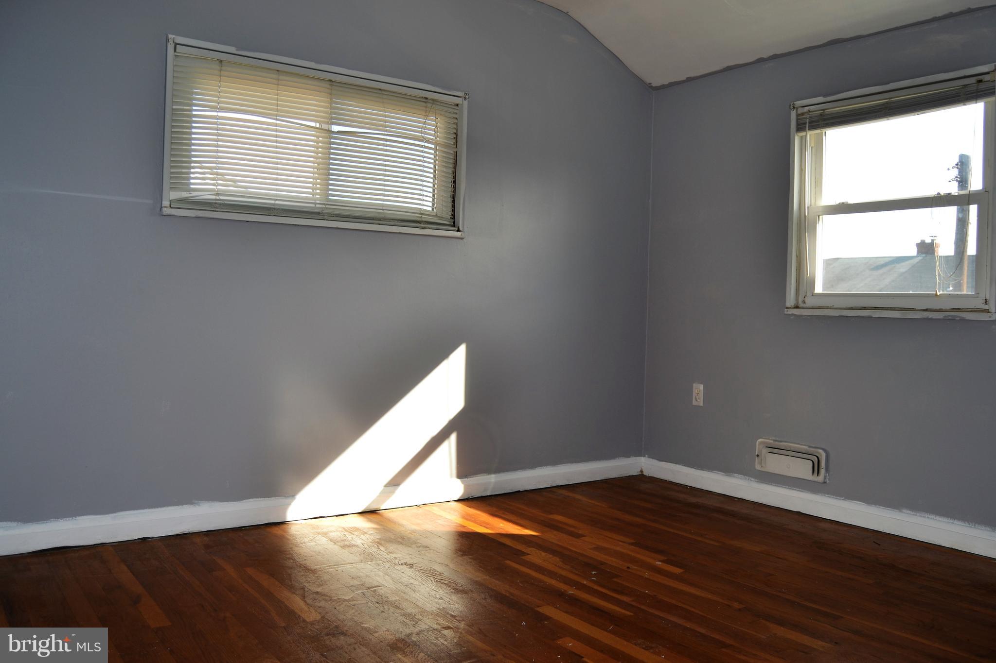 2012 Holborn Road Baltimore, MD 21222 - Photo 29 of 35 Master bedroom